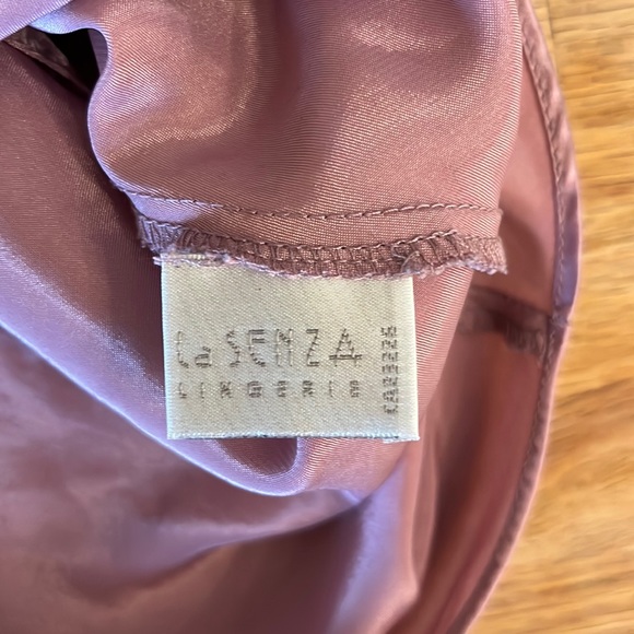 💰3 for $40 💰 Vintage La Senza Lingerie Top - Picture 2 of 6
